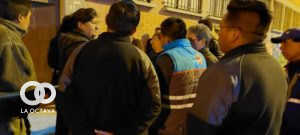 Autoridades municipales salieron de la Unidad Educativa donde estuvieron retenidos