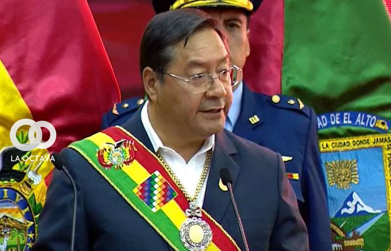 Luis Arce, Presidente de Bolivia, habla en la Sesión de Honor de El Alto.