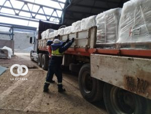 Materiales de armado del horno para la planta de cemento.