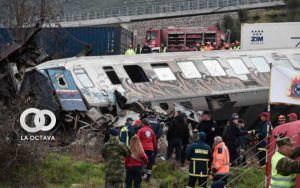 Terrible accidente de tren en Grecia.
