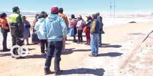 Movilizados contra tres hoteles del poblado de Colchani CAPTURA DE VIDEO
