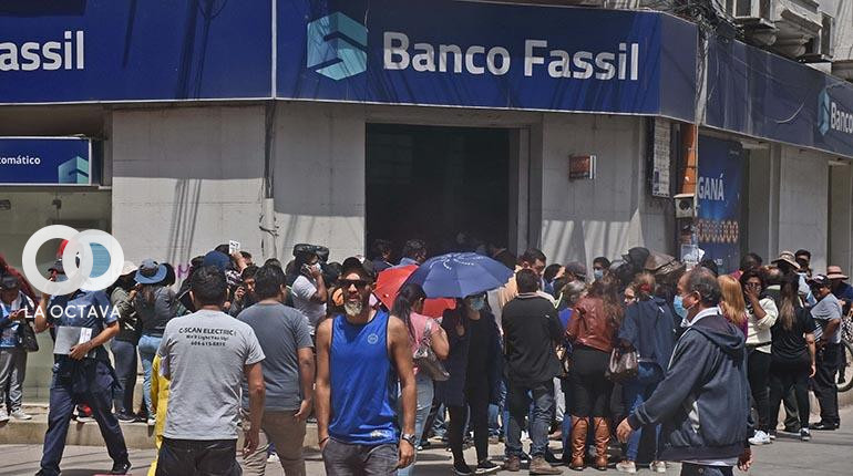 Agencia del Banco Fassil.