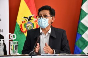 Edgar Pary, Ministro de Educación.