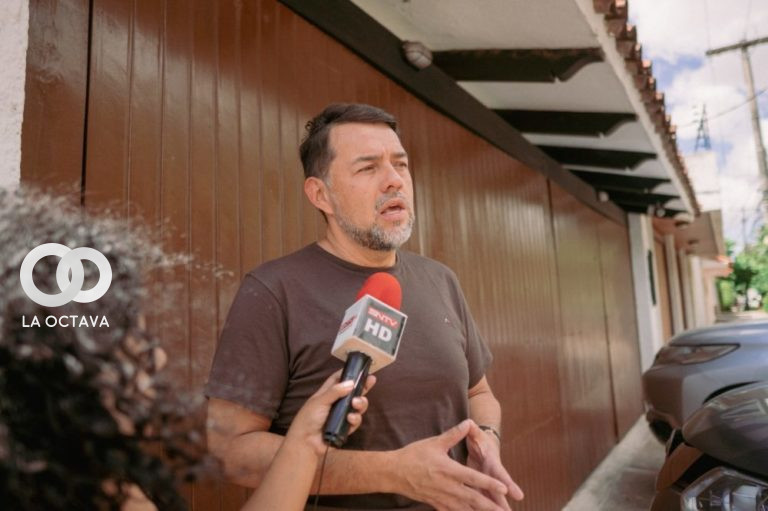 Erik Morón, Senador por Creemos.