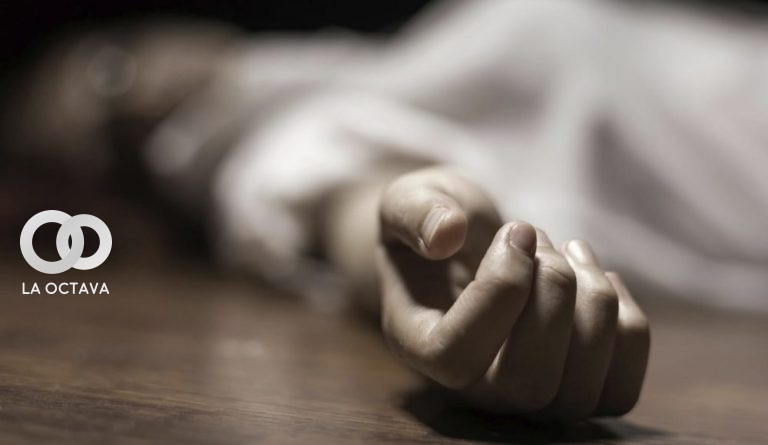 Hallan a mujer apuñalada en El Alto