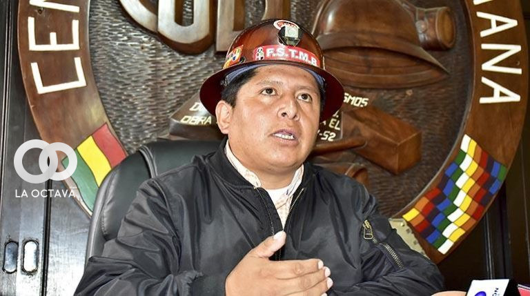 Juan Carlos Huarachi, Secretario Ejecutivo de la COB.