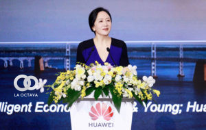 La vicepresidenta, presidenta rotatoria y directora financiera de Huawei, Sabrina Meng.