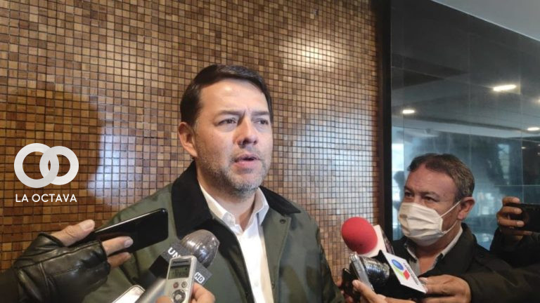 Erik Morón, Senador de Creemos.