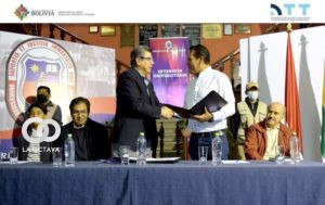 Firma de convenio para potenciar formación profesional.