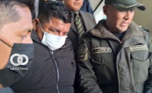 Juan Santos Cruz, ex Ministro de Medio Ambiente y Agua, es aprehendido.