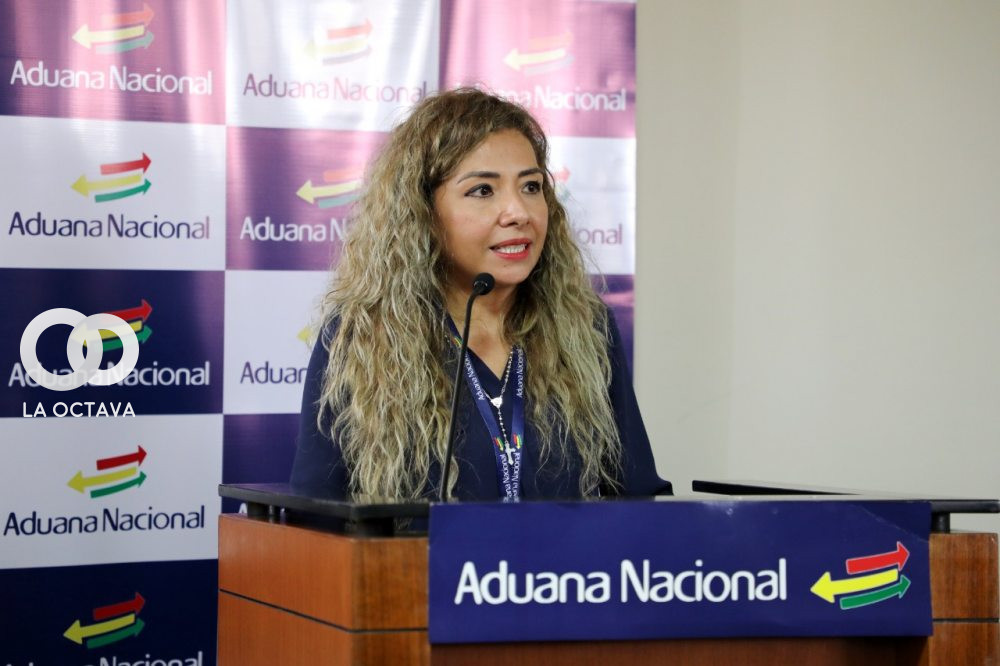 Karina Serrudo, Presidenta de la Aduana Nacional.
