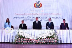 Lanchipa entrega certificados a 61 abogados