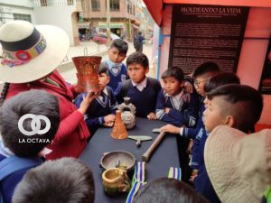 Visita a la comunidad de Sorata. Foto: MUSEF