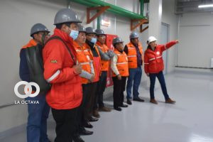Autoridades de la Universidad Nacional Siglo XX visitan las instalaciones del CIDTN y el CMNyR. Foto: RRSS
