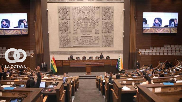 La Asamblea Legislativa Plurinacional trata en mesas técnicas el proyecto de Ley 381. Foto:  Vicepresidencia del Estado