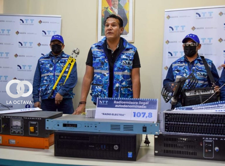 Att desmantela una radio ilegal