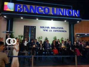 Banco Unión cautiva a los visitantes de FEXCO con su stand "Bolivia Inmersiva"
