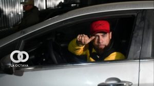 Cristopher Montecino recuperó su vehículo. Foto: Ministerio de Gobierno.