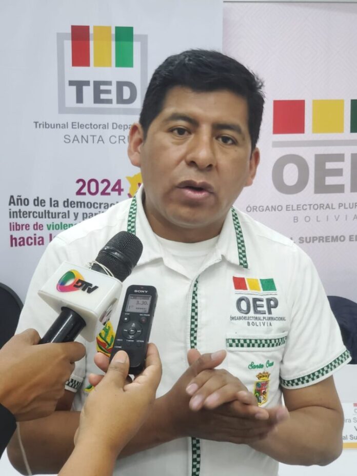 Tahuichi Quispe, Vocal del Tribunal Supremo Electoral, foto: RRSS