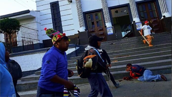 Disturbios al final de marcha, foto: ABI