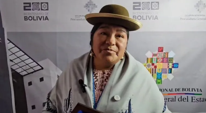 Virginia Ugarte, Representante de la Asamblea Permanente de los Derechos Humanos de El Alto