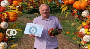 Ian Neale, un veterano agricultor de 81 años, foto: INFOBAE