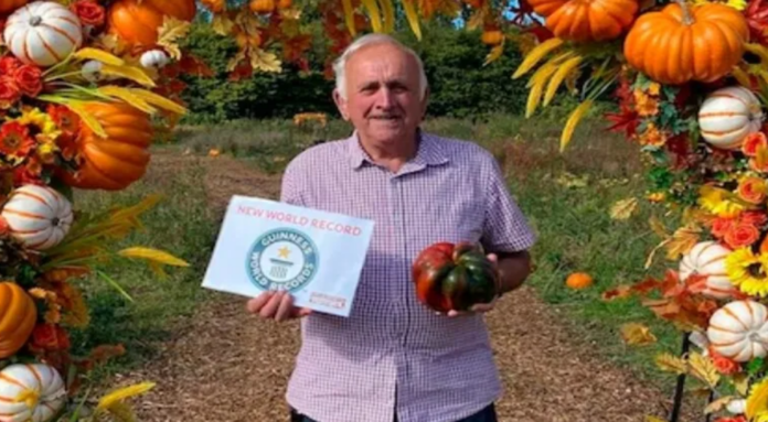 Ian Neale, un veterano agricultor de 81 años, foto: INFOBAE